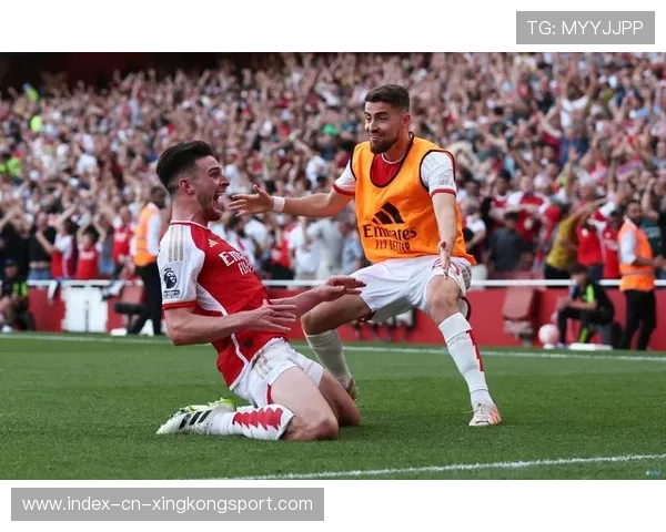 英超阿森纳边线配合不断,前场火力再临